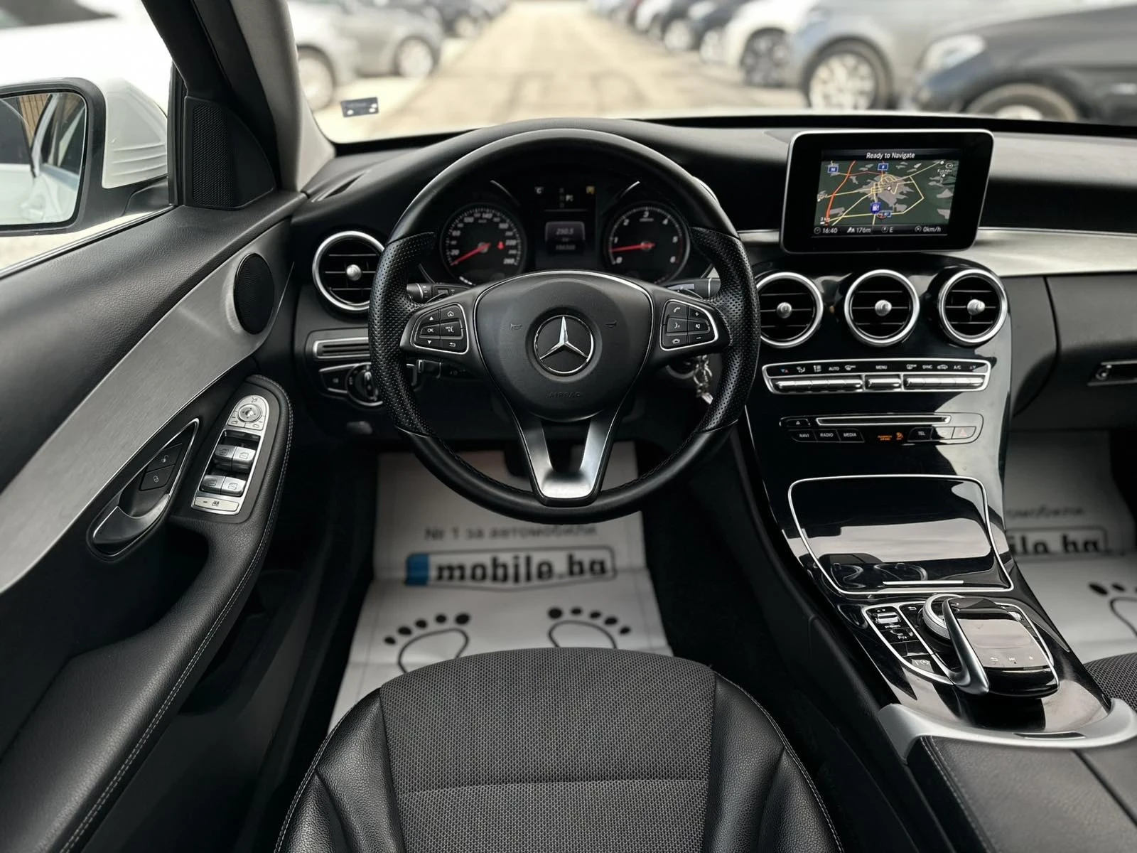 Mercedes-Benz C 220, снимка 7 - Автомобили и джипове - 54261160