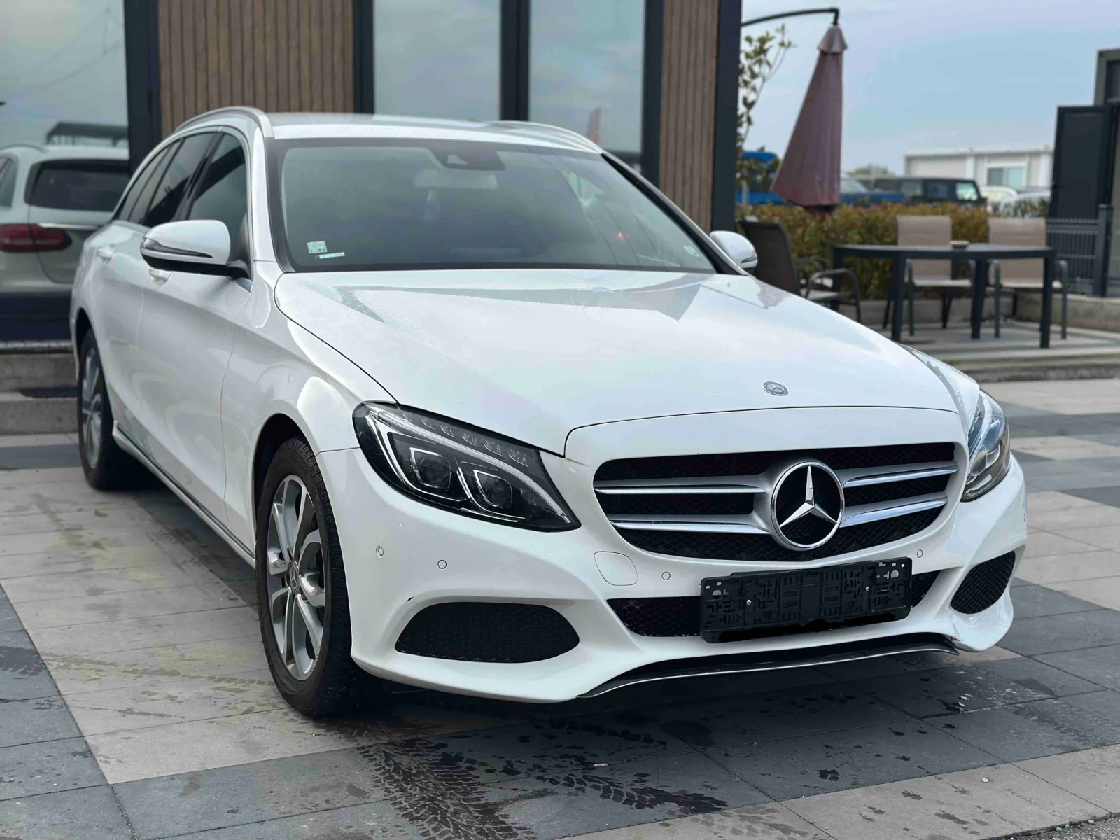 Mercedes-Benz C 220, снимка 3 - Автомобили и джипове - 54261160