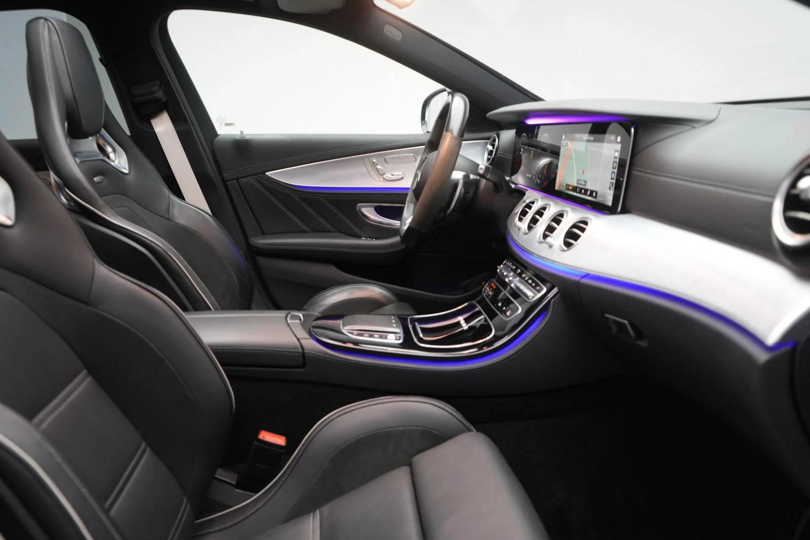 Mercedes-Benz E 63 AMG S/612HP/4M/PANO/BURM/9G/360/NAVI/196h | Mobile.bg � ����������� 9