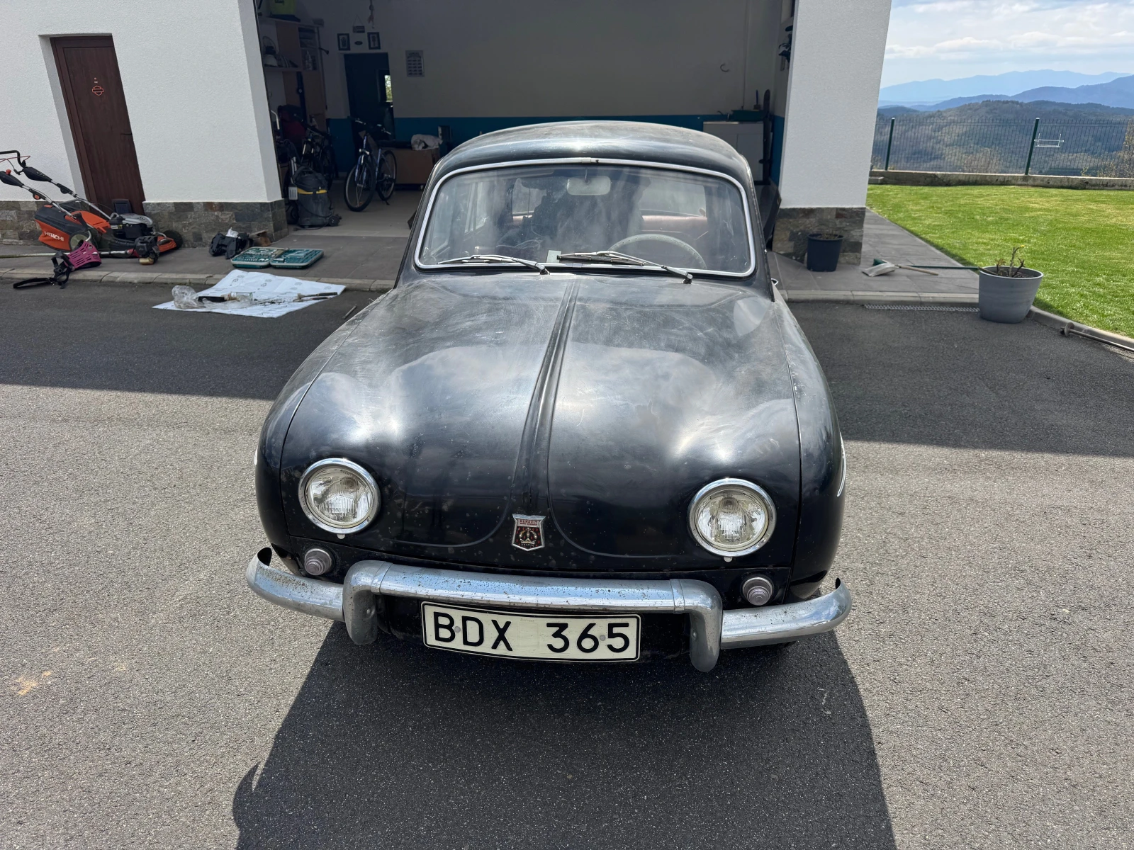 Renault 4 Dauphine, снимка 2 - Автомобили и джипове - 54375150