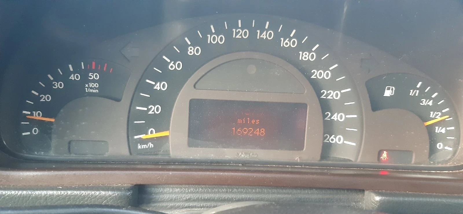 Mercedes-Benz C 220, снимка 6 - Автомобили и джипове - 54427786