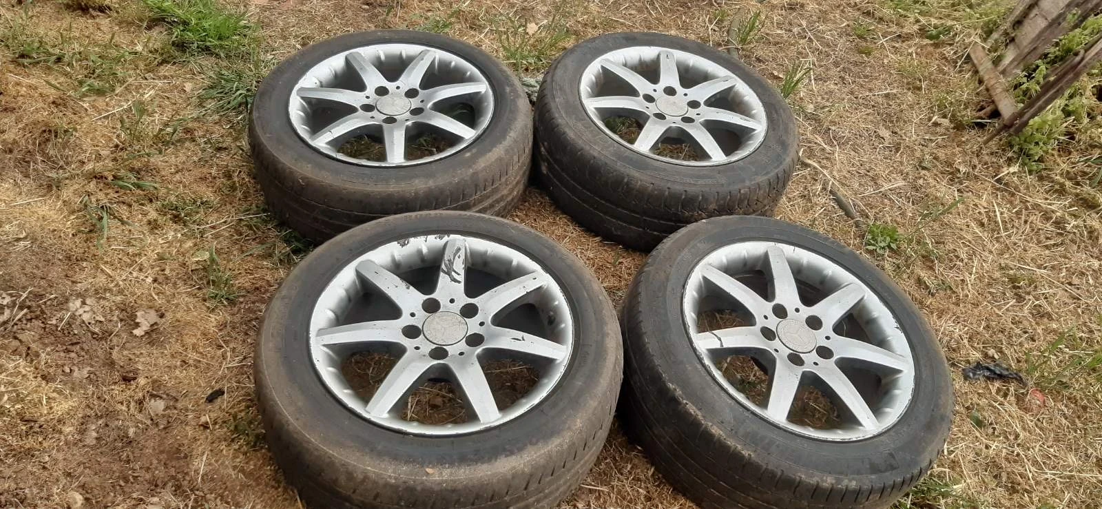 Mercedes-Benz C 220, снимка 11 - Автомобили и джипове - 54427786