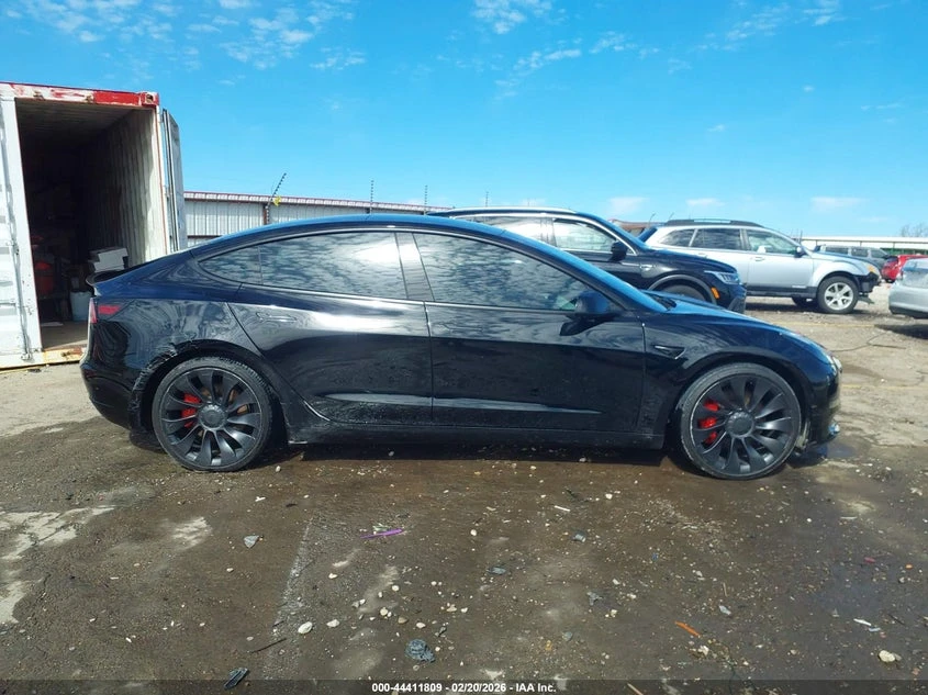 Tesla Model 3 Performance Dual Motor All-Wheel Drive, снимка 13 - Автомобили и джипове - 54435735