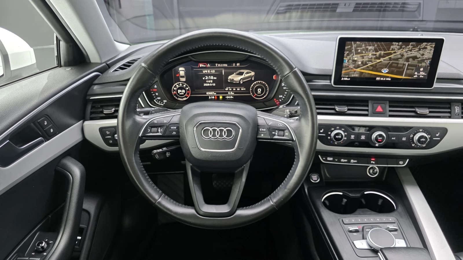 Audi A4 B9* 2 КЛЮЧА* LED* DIGITAL* КРАЙНА ЦЕНА, снимка 4 - Автомобили и джипове - 54649383