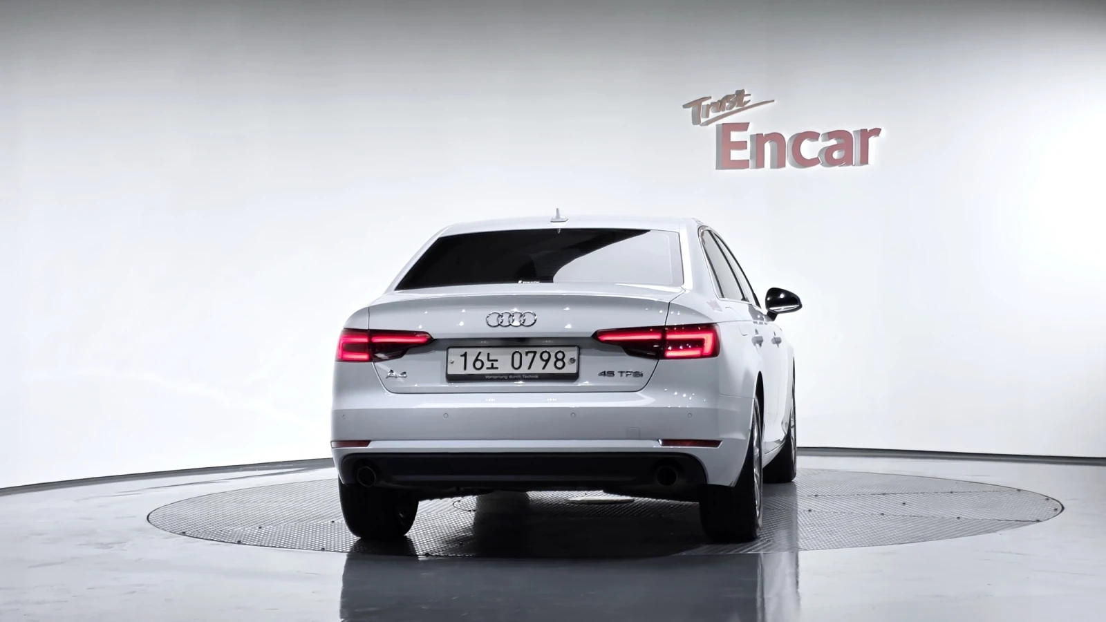Audi A4 B9* 2 КЛЮЧА* LED* DIGITAL* КРАЙНА ЦЕНА, снимка 3 - Автомобили и джипове - 54649383