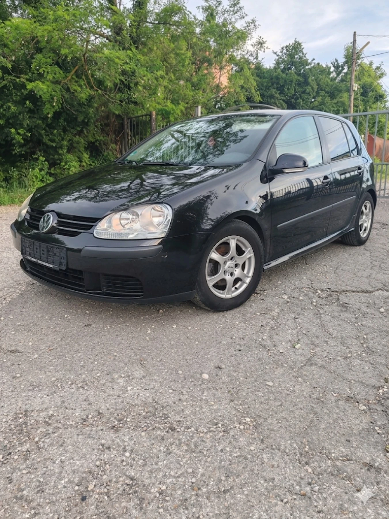 VW Golf 1.9 TDI, снимка 3 - Автомобили и джипове - 54820578