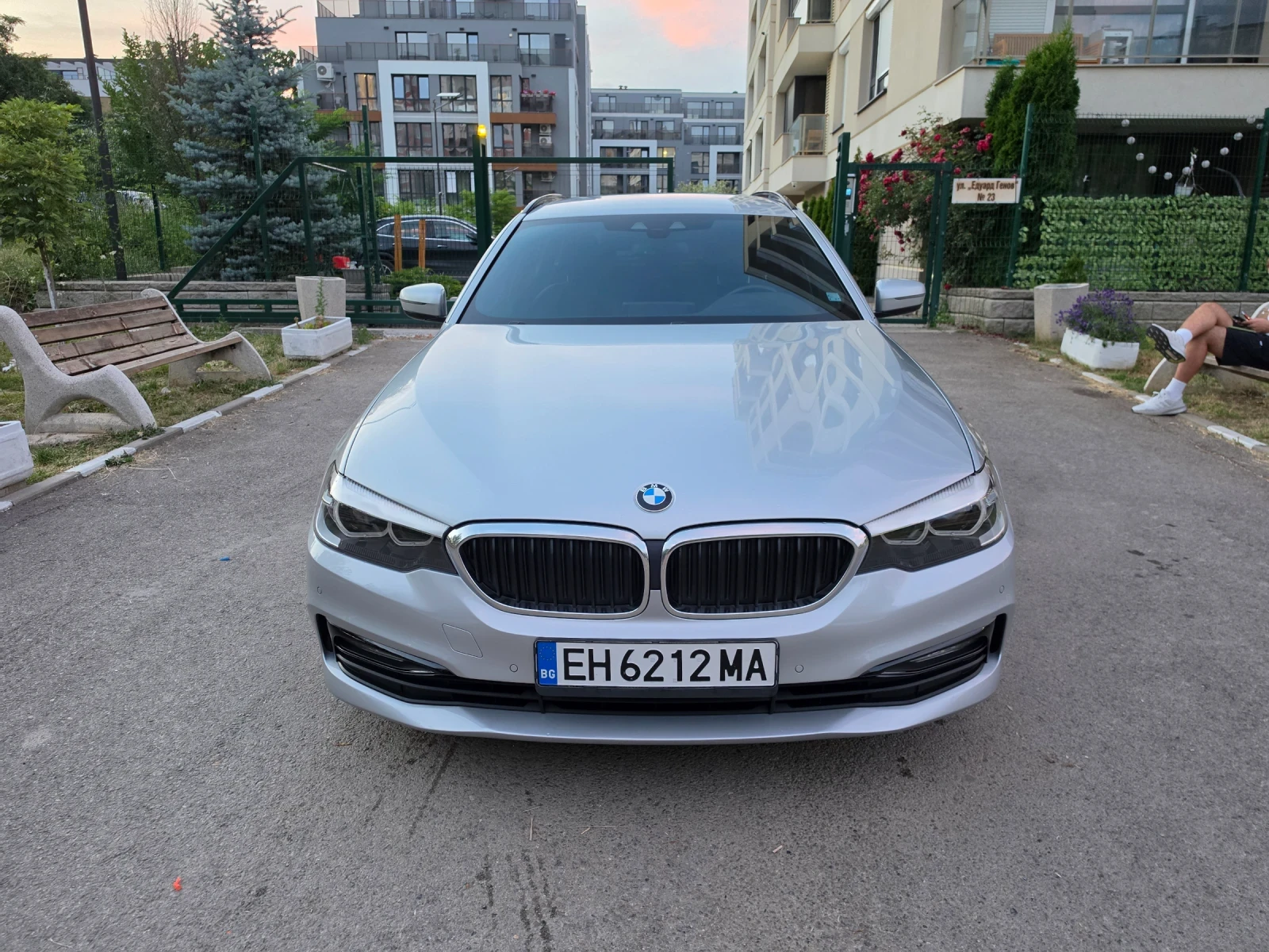 BMW 530 530D Luxury Line СМЕНЕНИ ВЕРИГИ!, снимка 14 - Автомобили и джипове - 55015192
