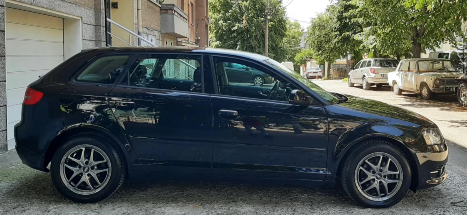 Audi A3 1.6tdi, снимка 5 - Автомобили и джипове - 55475660