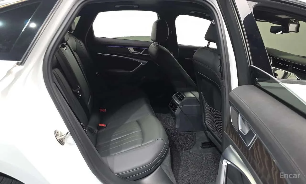 Audi A6 * 45 TFSI * ДИСТРОНИК * ОБДУХВАНЕ * ЦЕНА ДО БГ, снимка 12 - Автомобили и джипове - 55597065