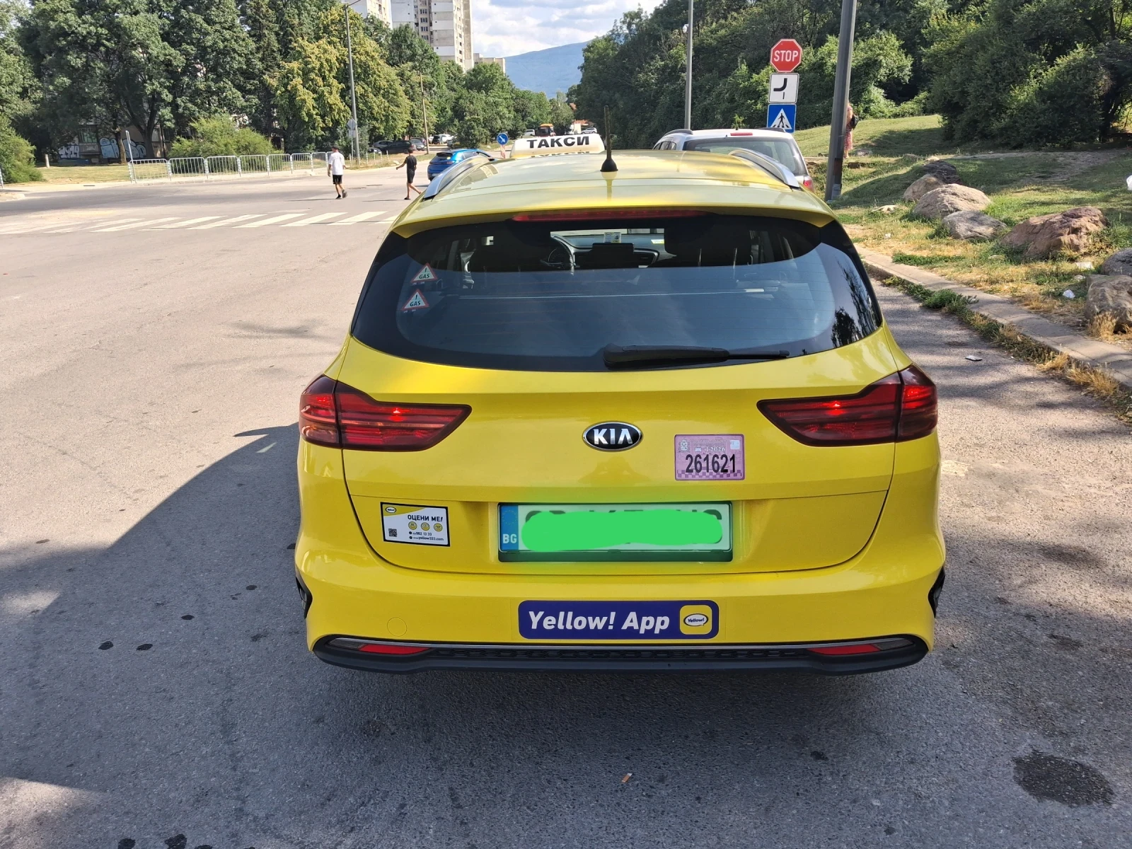 Kia Ceed 1.4/Газ/100к.с, снимка 3 - Автомобили и джипове - 55811660
