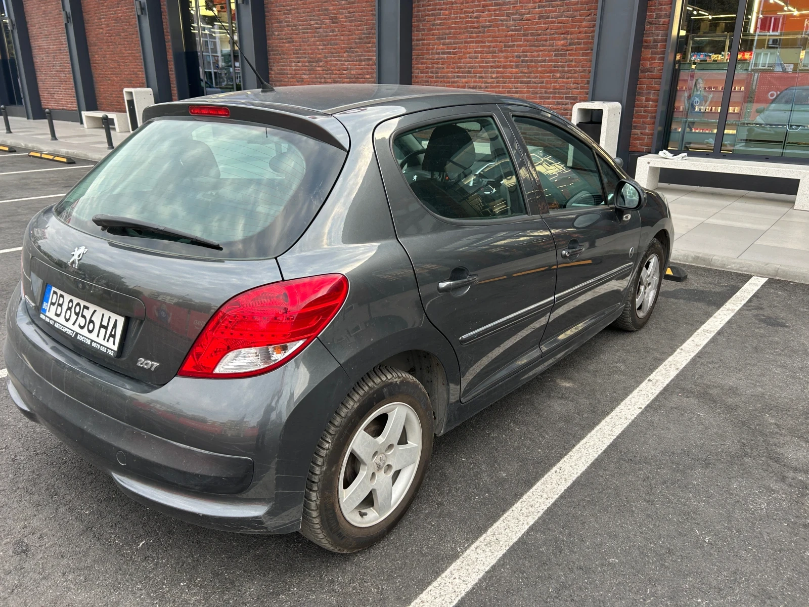 Peugeot 207, снимка 5 - Автомобили и джипове - 55873119