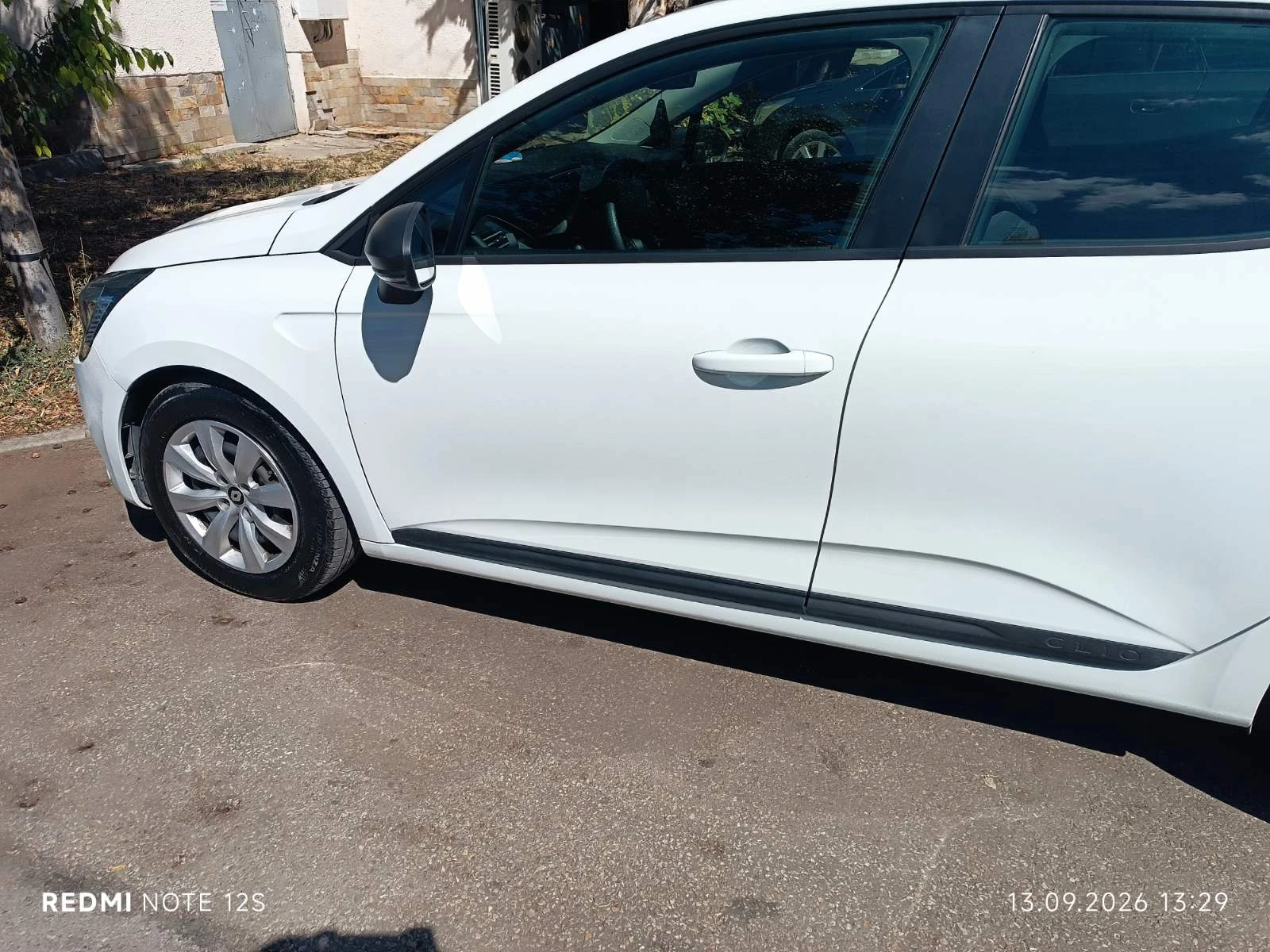 Renault Clio 5, снимка 9 - Автомобили и джипове - 56058469