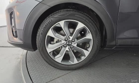 Kia Stonic Подгреви\Реални километри\Топ оферта, снимка 5