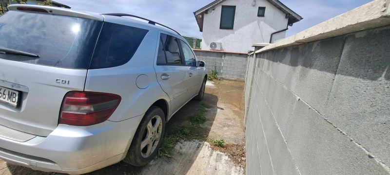 Mercedes-Benz ML 320, снимка 5 - Автомобили и джипове - 51854050