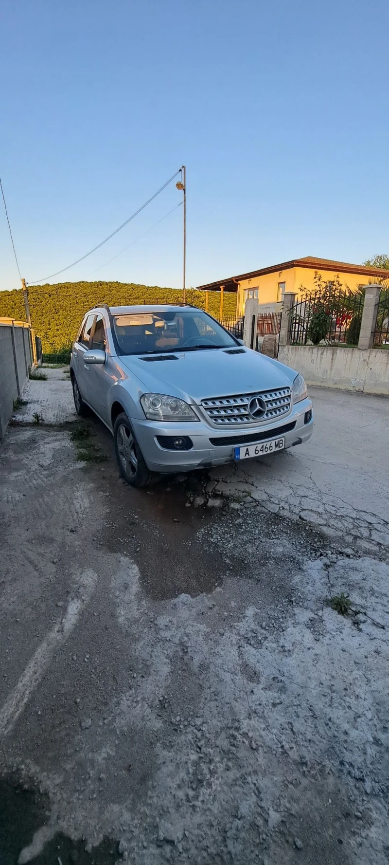 Mercedes-Benz ML 320, снимка 2 - Автомобили и джипове - 51854050