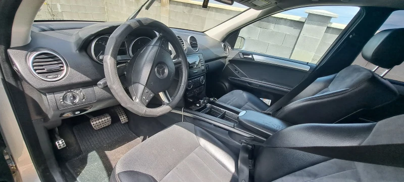 Mercedes-Benz ML 320, снимка 9 - Автомобили и джипове - 51854050