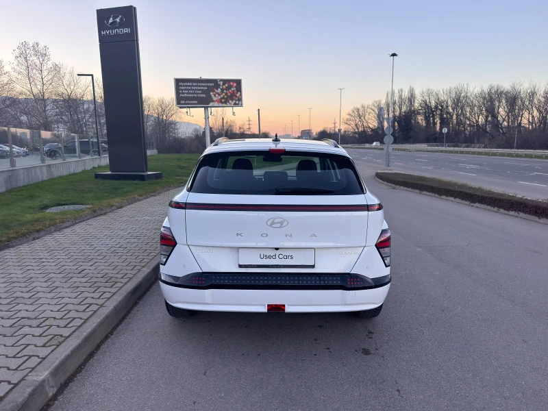 Hyundai Kona EV 65kW COMFORT V2L, снимка 7 - Автомобили и джипове - 52812294