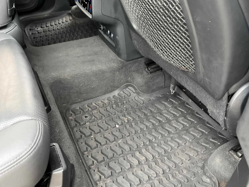 Audi Q7 * Technik * CARFAX * БЕЗ ПЪРВОНАЧАЛНА ВНОСКА, снимка 14 - Автомобили и джипове - 52916074