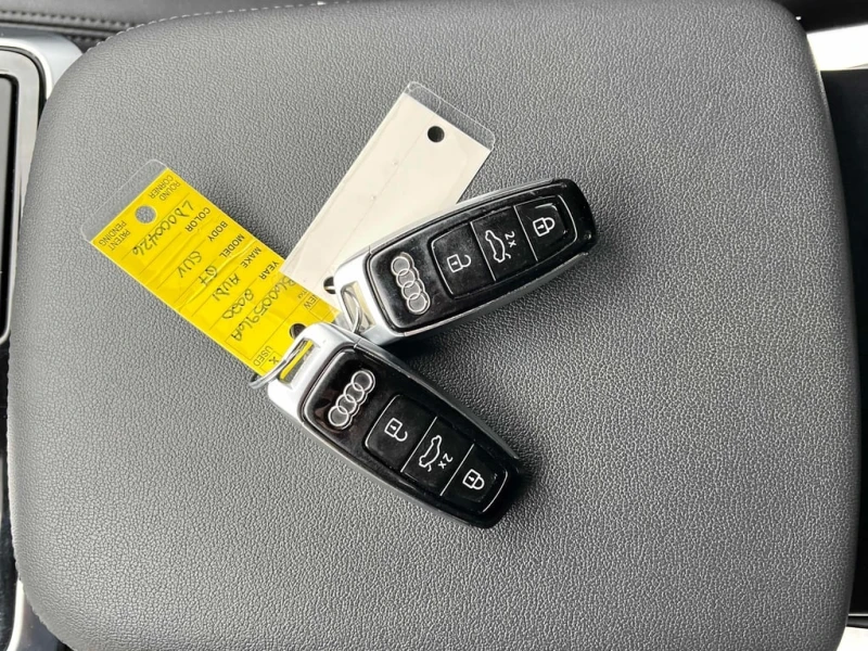 Audi Q7 * Technik * CARFAX * БЕЗ ПЪРВОНАЧАЛНА ВНОСКА, снимка 16 - Автомобили и джипове - 52916074