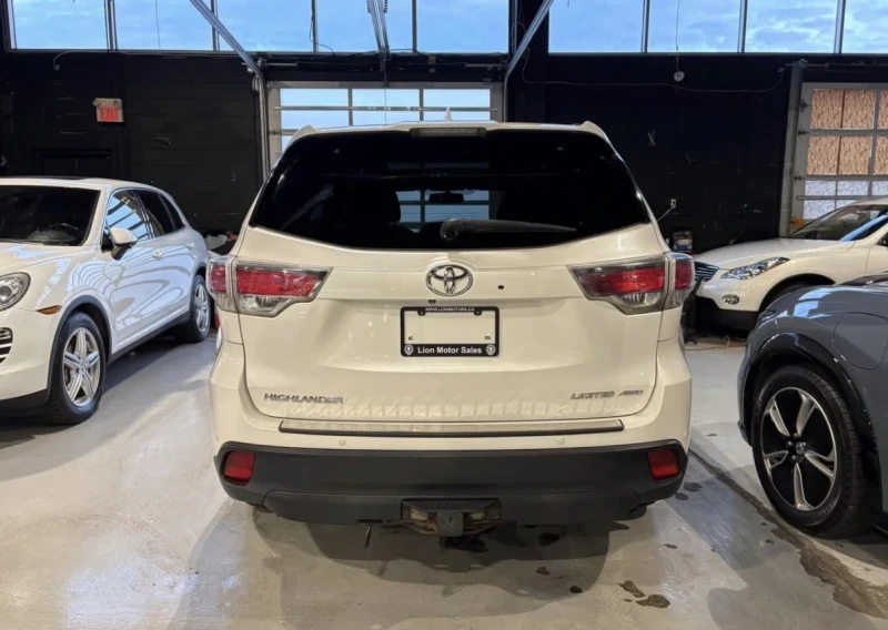 Toyota Highlander * * CARFAX * * АВТО КРЕДИТ * * , снимка 6 - Автомобили и джипове - 53116537