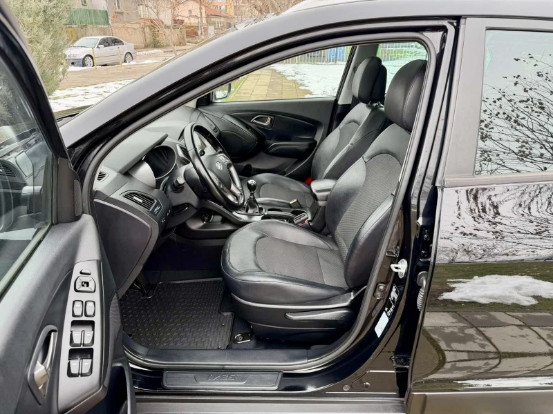 Hyundai IX35 Premium* Facelift* Euro 5B* LED* , снимка 9 - Автомобили и джипове - 53568082