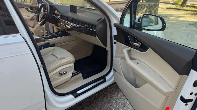 Audi Q7 3.0, снимка 3 - Автомобили и джипове - 56326294
