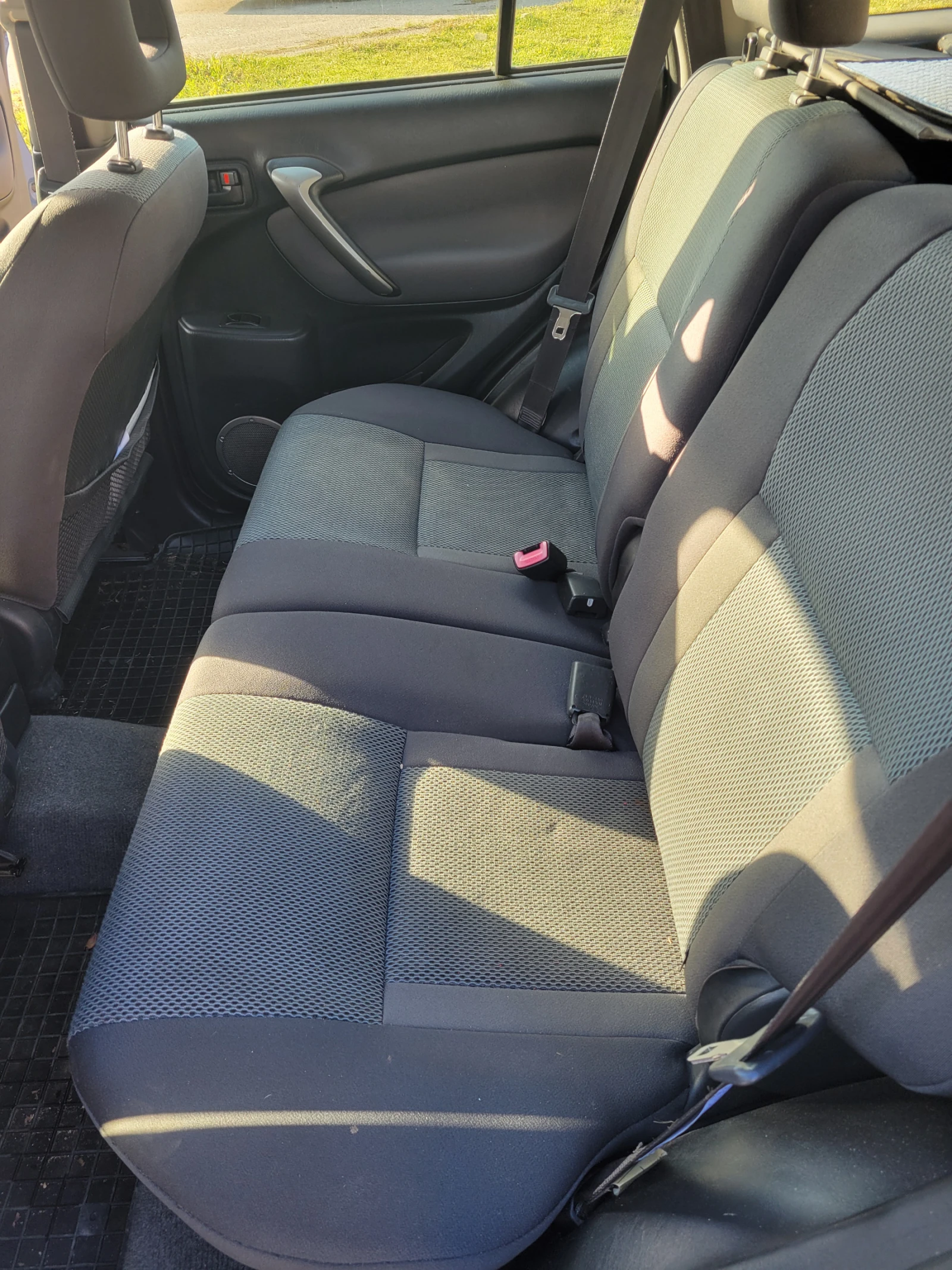 Toyota Rav4  - изображение 6