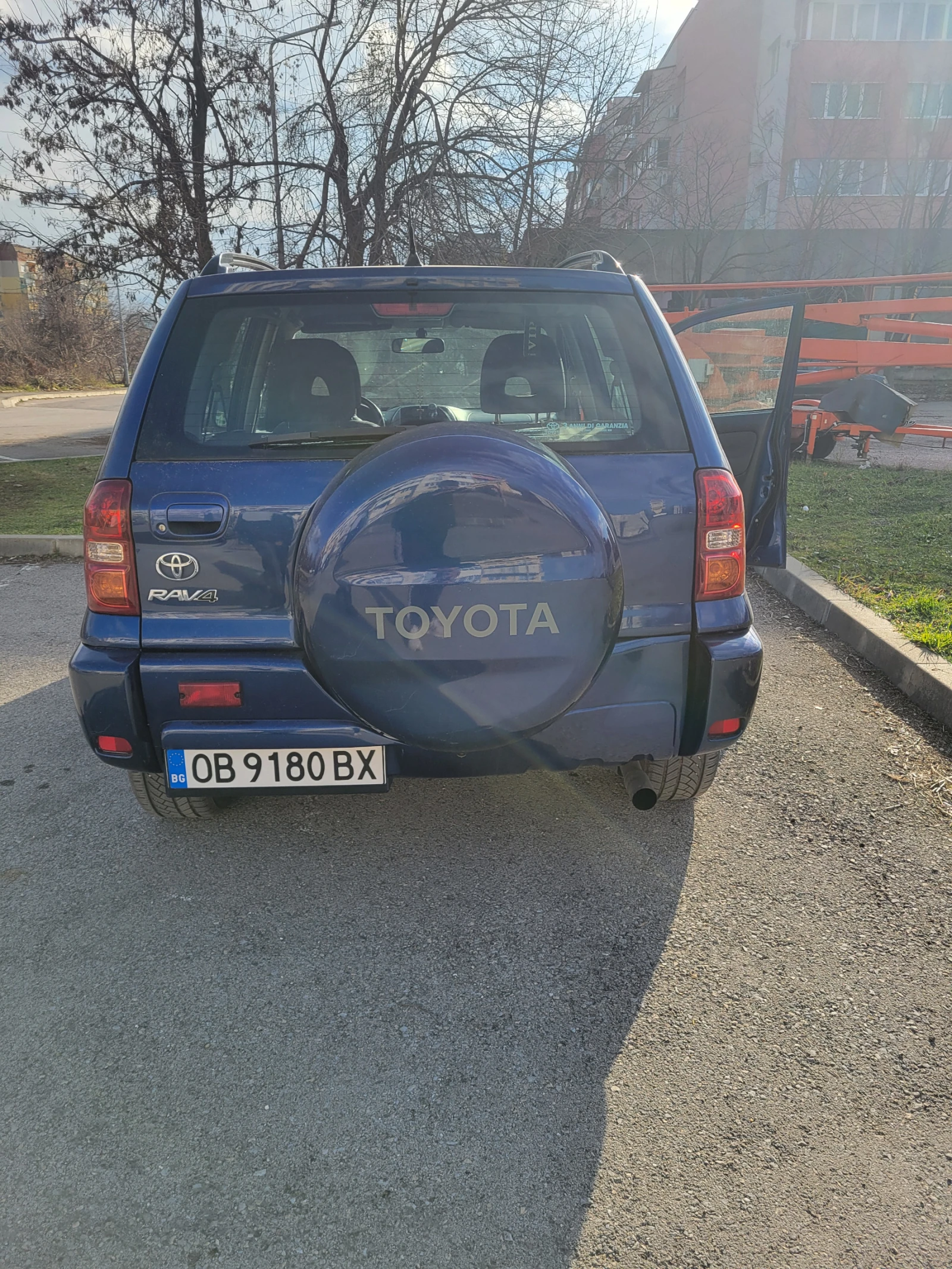 Toyota Rav4  - изображение 8