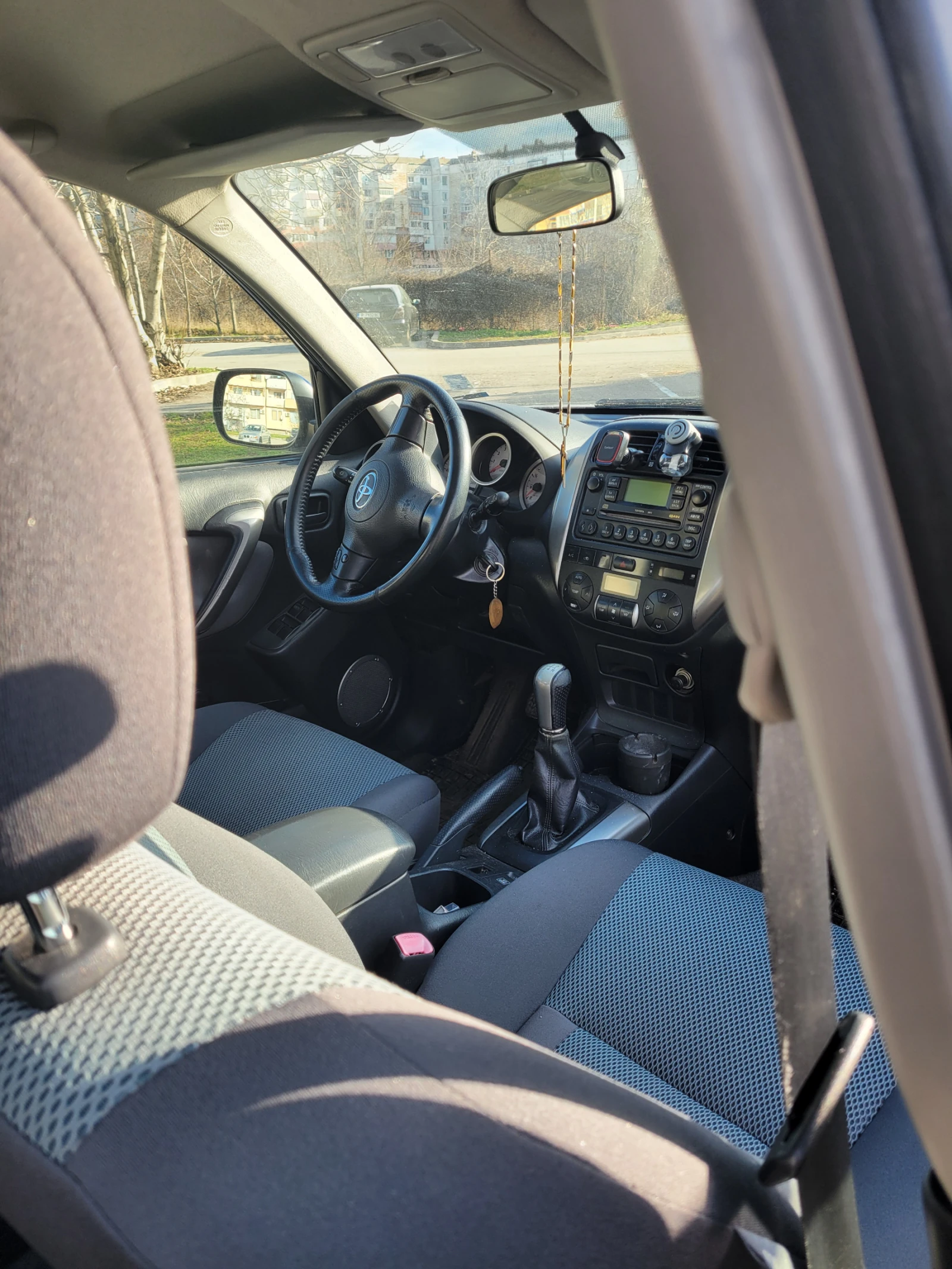 Toyota Rav4  - изображение 10