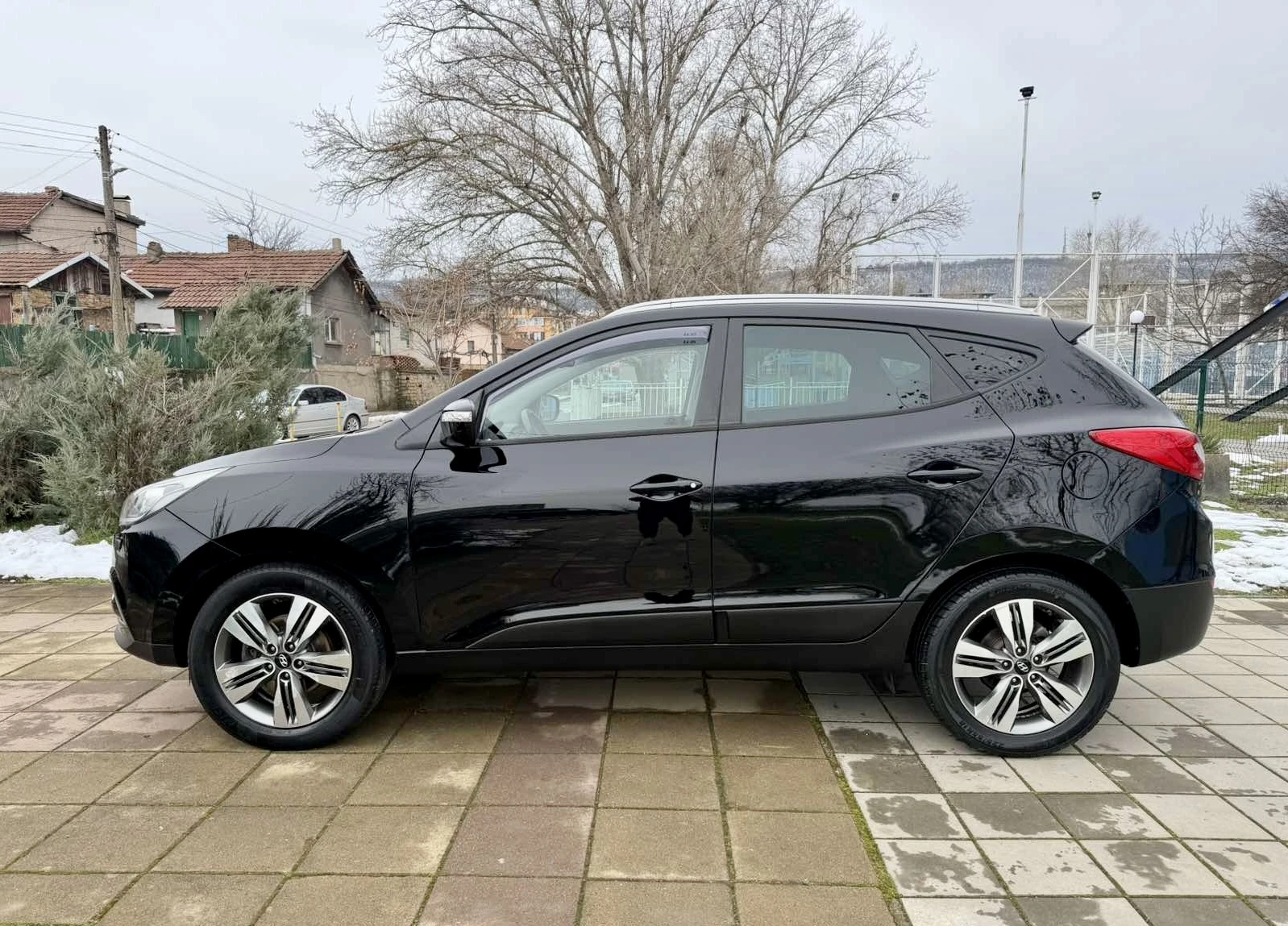 Hyundai IX35 Premium* Facelift* Euro 5B* LED*  - изображение 8