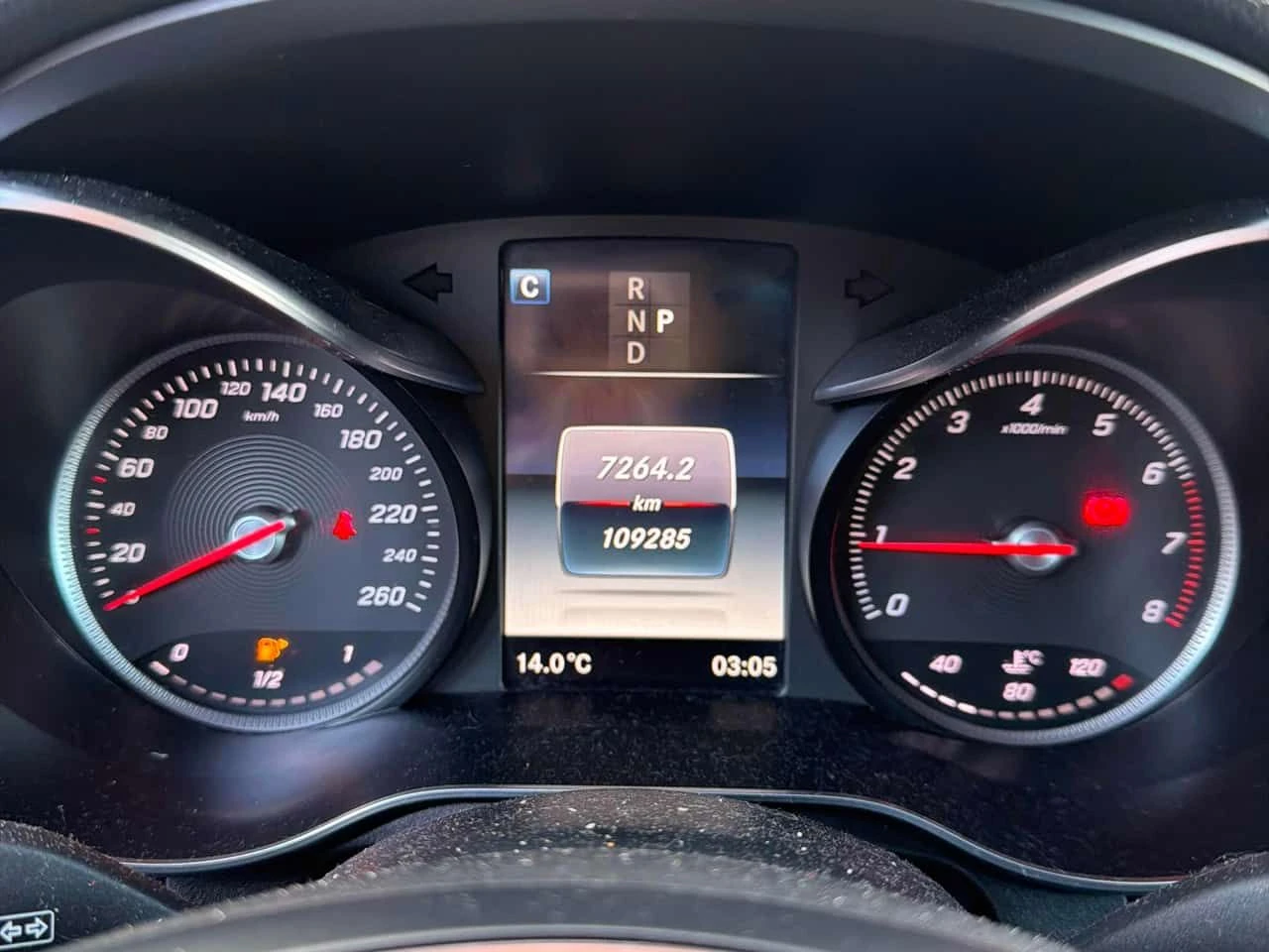 Mercedes-Benz GLC 300  * CARFAX * ПОДГРЕВИ * КАМЕРА * ПАМЕТ, снимка 8 - Автомобили и джипове - 54078071