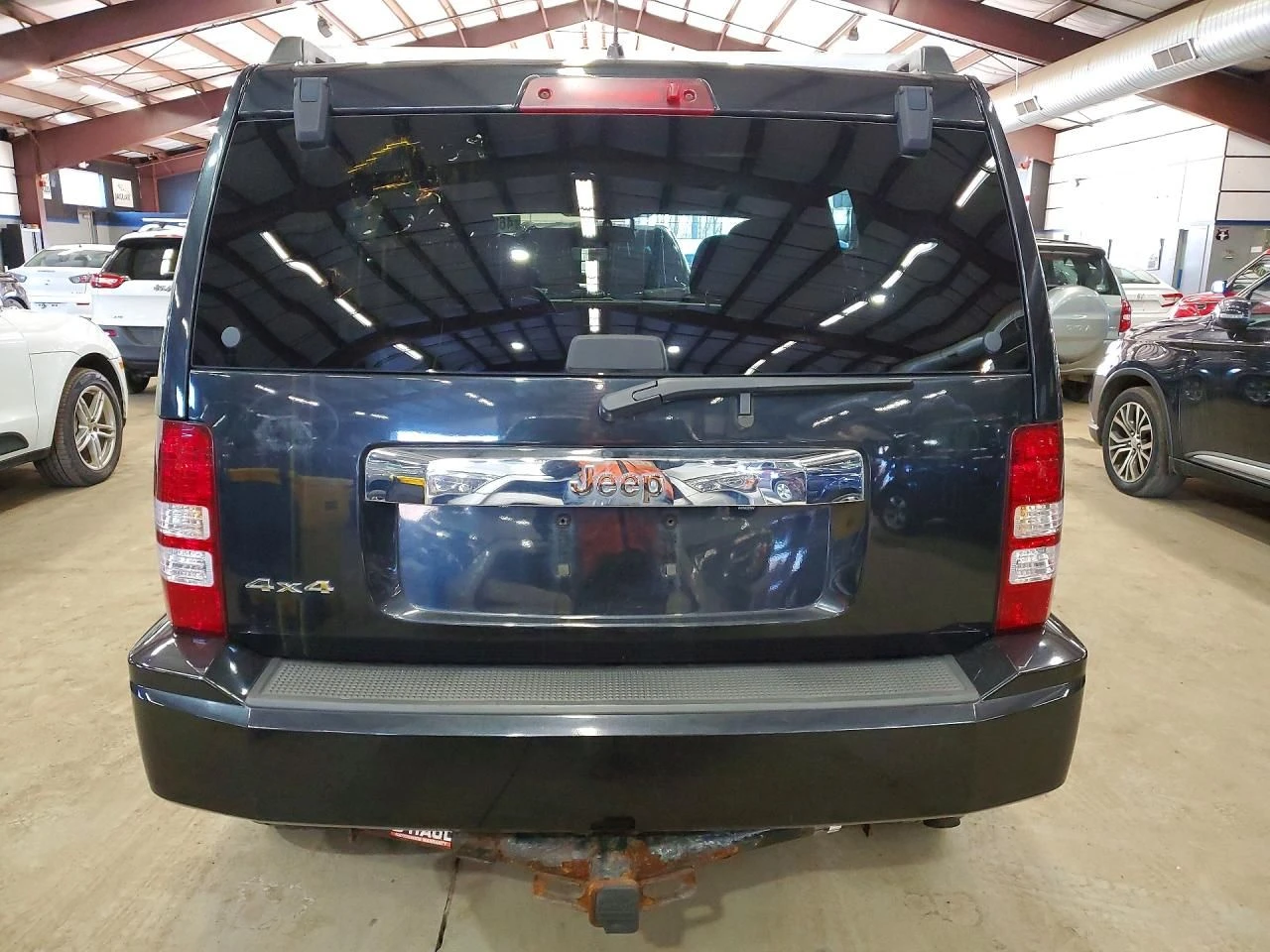 Jeep Cherokee, снимка 6 - Автомобили и джипове - 54111252