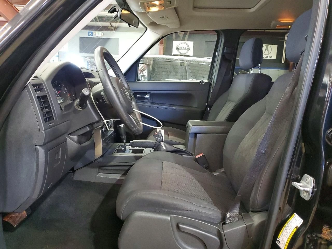 Jeep Cherokee, снимка 7 - Автомобили и джипове - 54111252