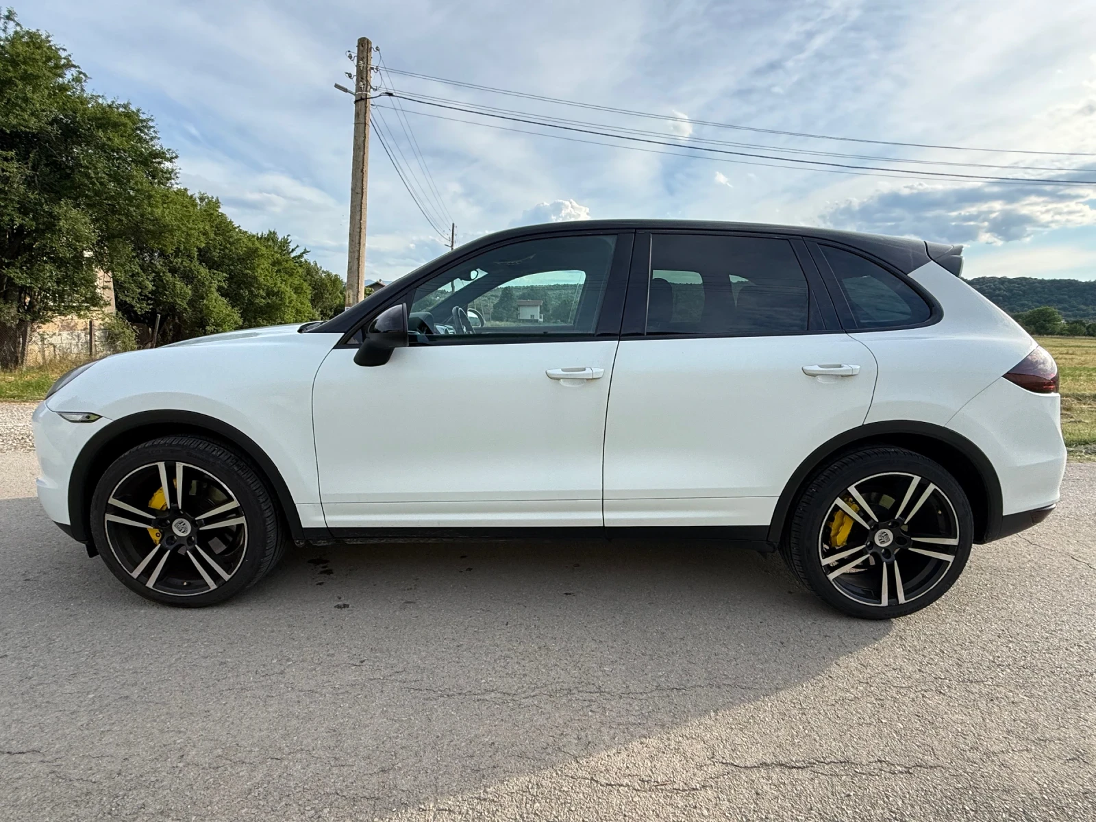 Porsche Cayenne 3.0D, снимка 4 - Автомобили и джипове - 54957544