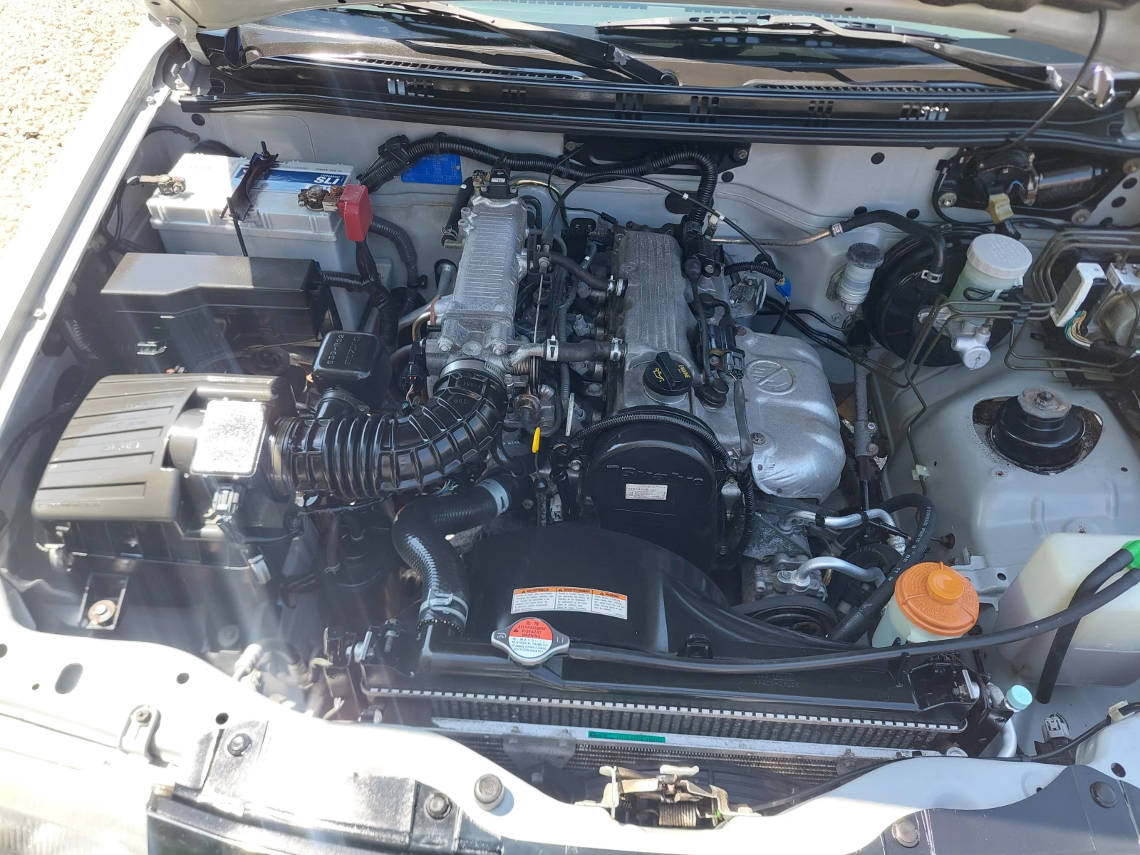 Suzuki Grand vitara 1, 6i--ТОП СЪСТОЯНИЕ, снимка 14 - Автомобили и джипове - 55351737
