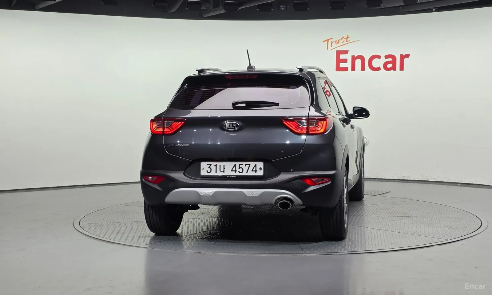 Kia Stonic Подгреви\Реални километри\Топ оферта, снимка 4 - Автомобили и джипове - 55583363