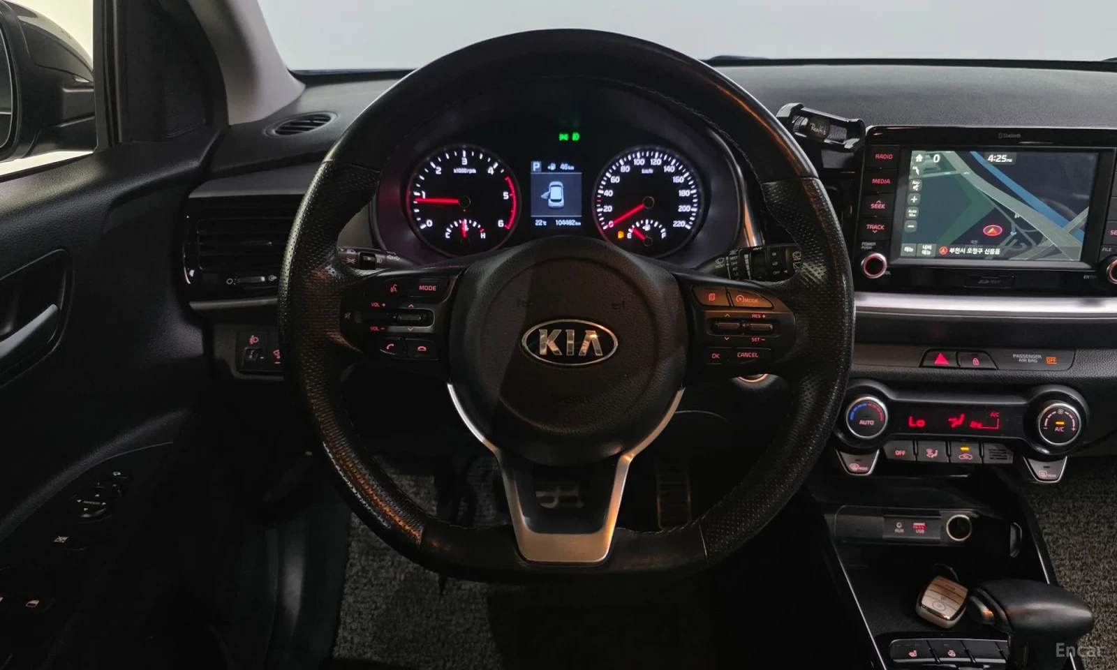 Kia Stonic Подгреви\Реални километри\Топ оферта, снимка 13 - Автомобили и джипове - 55583363