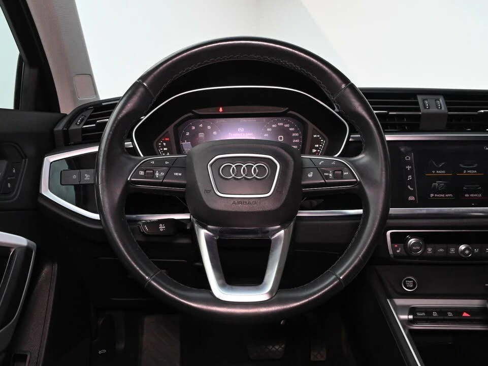 Audi Q3 * QUATTRO * PANO * Автокредит * (Цена до България), снимка 10 - Автомобили и джипове - 55587667