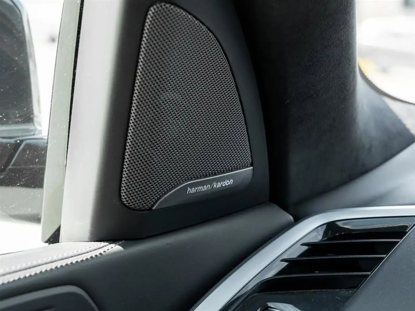BMW X5 x40i* M-Pack* H/K* Soft Close* 360* Въздух* Обдухв, снимка 16 - Автомобили и джипове - 55990412