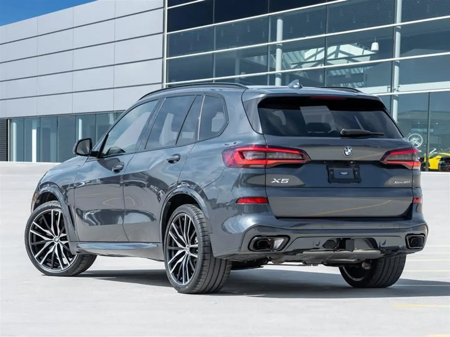 BMW X5 x40i* M-Pack* H/K* Soft Close* 360* Въздух* Обдухв, снимка 5 - Автомобили и джипове - 55990412
