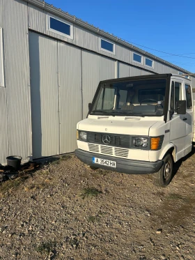 Mercedes-Benz 208, снимка 2