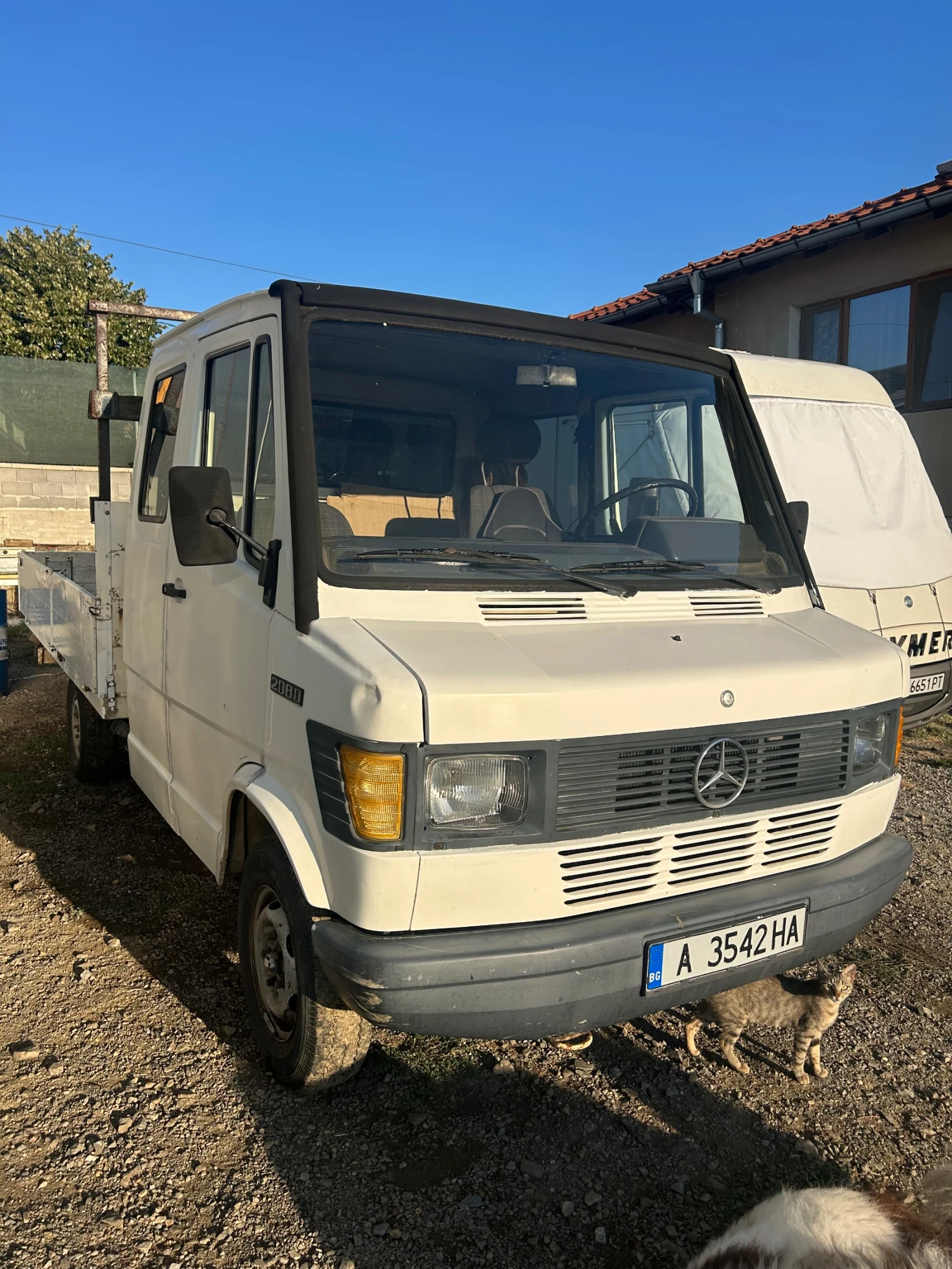 Mercedes-Benz 208, снимка 6 - Камиони - 55690177