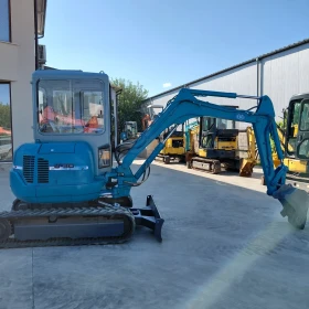 Багер Kubota U-30 * 4 ЦИЛИНДЪРА * 1500 МОТОЧАСА * , снимка 6