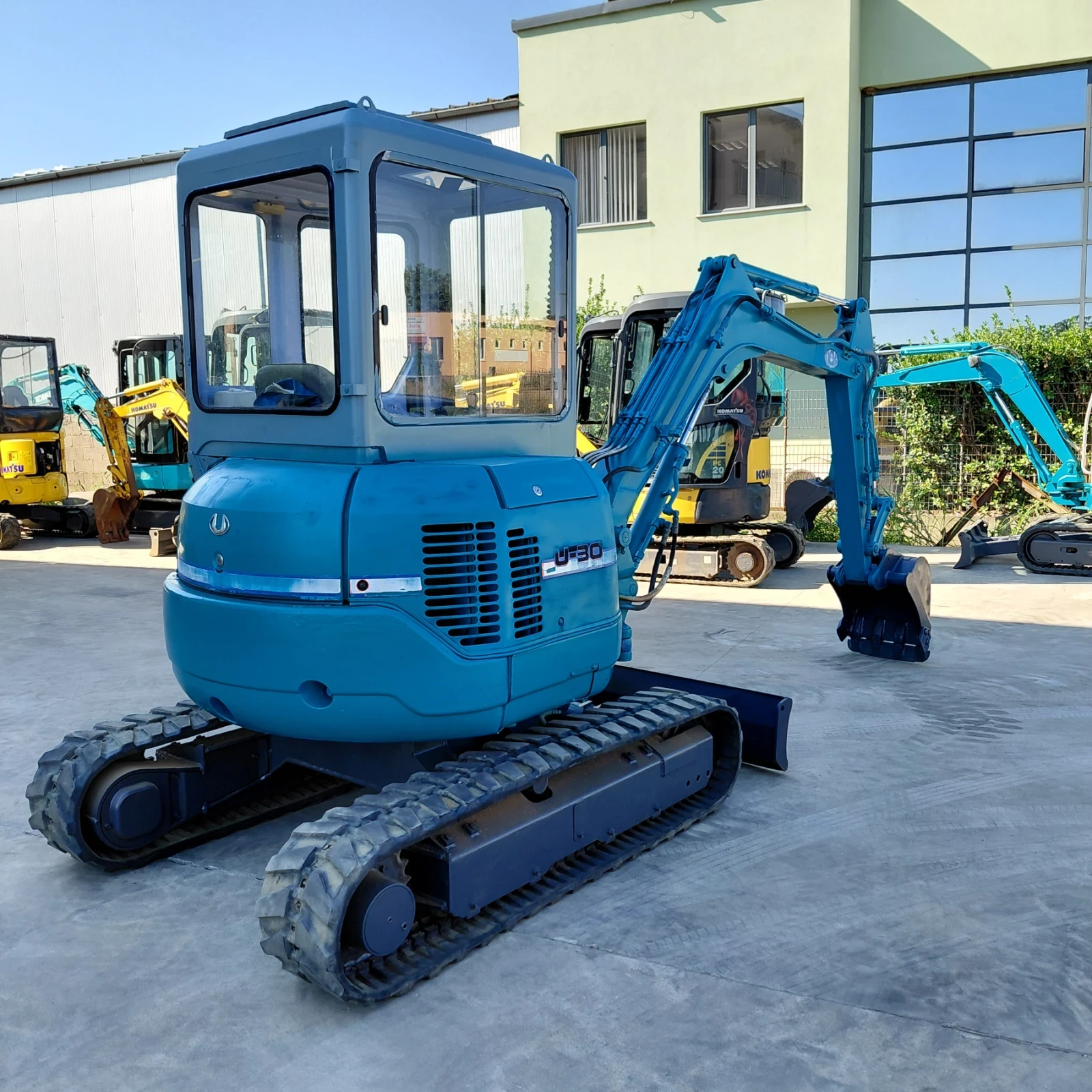 ����� Kubota U-30 * 4 ��������� * 1500 �������� *  | Mobile.bg � ����������� 5