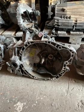 6 степенна ръчна скоростна кутия Citroen C5 Peugeot 407 - 2.0 16v Hdi  , снимка 1