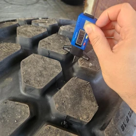 Гуми, снимка 3