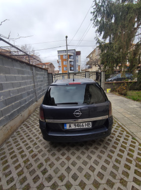 Opel Astra Комби, снимка 3