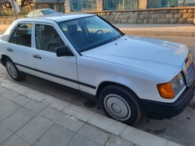 Mercedes-Benz 124, снимка 1