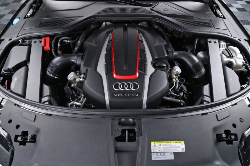 Audi S8 4.0TFSI, снимка 9 - Автомобили и джипове - 42173545