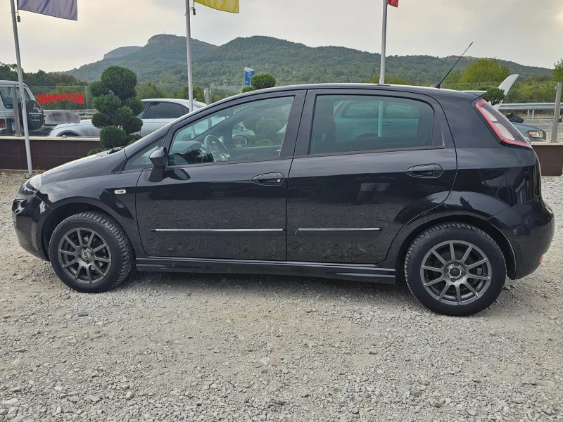 Fiat Punto 1.4MULTIJET 90кс ! ! КЛИМАТИК ! ! EURO 5b, снимка 2 - Автомобили и джипове - 47309680